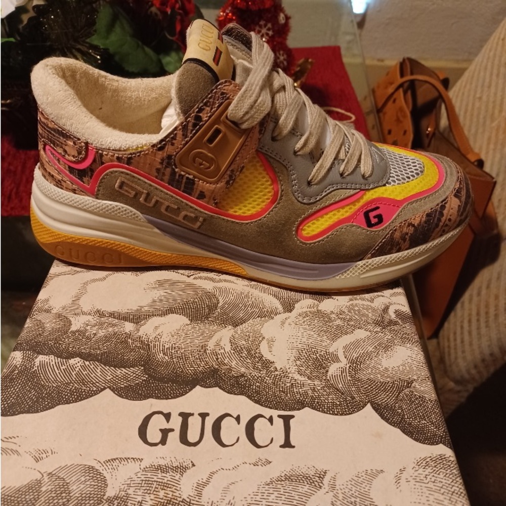 Gucci Ultrapacers Women’s